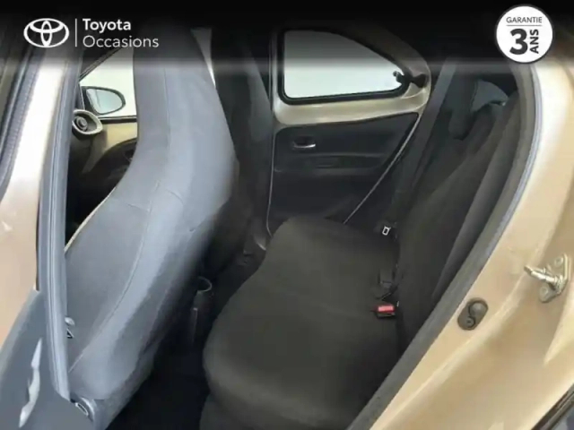 Toyota Aygo X 1.0 vvt-i 72ch design s-cvt my23 — photo 12