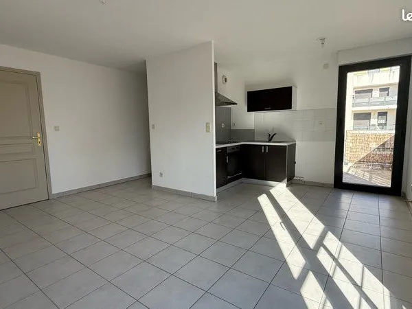 Appartement 45m2 avec terrasse et parking