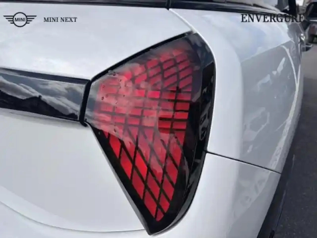 Mini Cooper 3 portes c 156ch jcw dkg7 — photo 6
