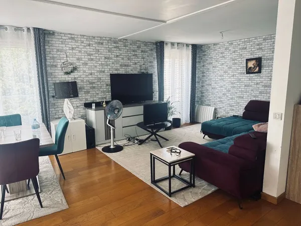 Appartement de 103m2 à louer sur Chanteloup-les-Vignes