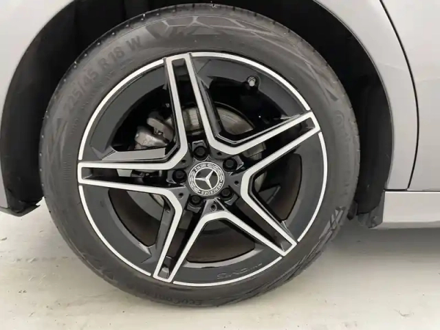 Mercedes Classe A 180 d — photo 19