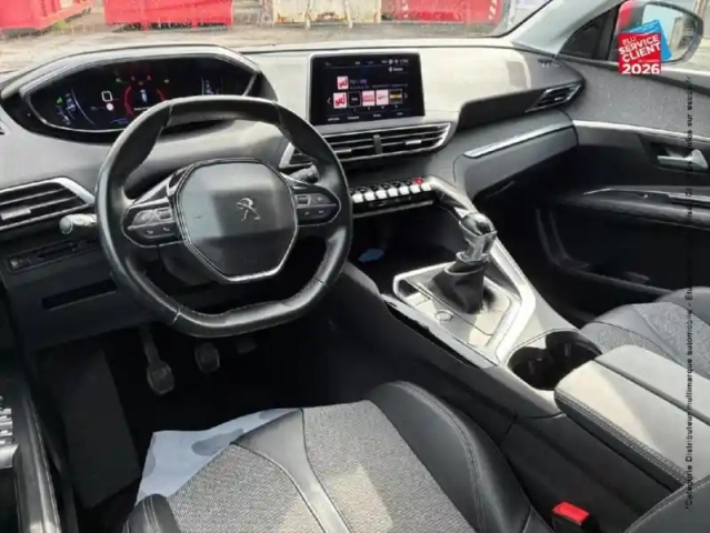 Peugeot 3008 1.2 puretech 130ch s&amp;s allure — photo 15