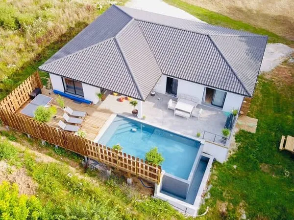 Maison 6 pièces 210 m²