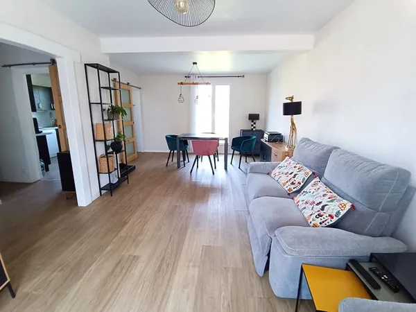 Maison individuelle 4 chambres avec garage