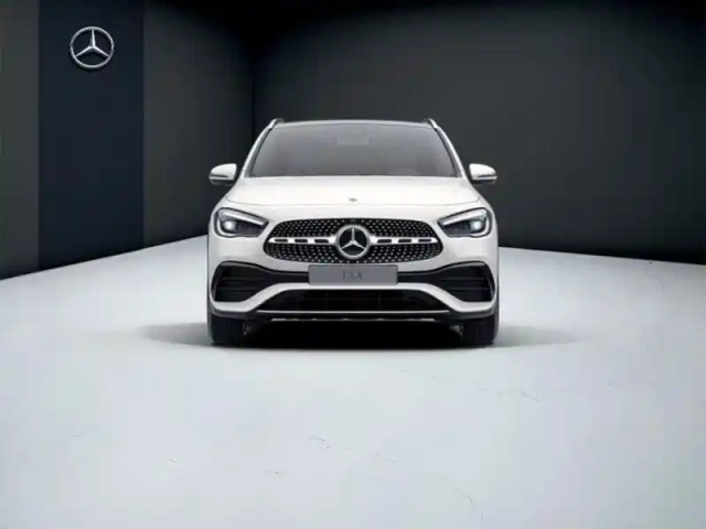 Mercedes Gla 220 d 4matic amg line — photo 8