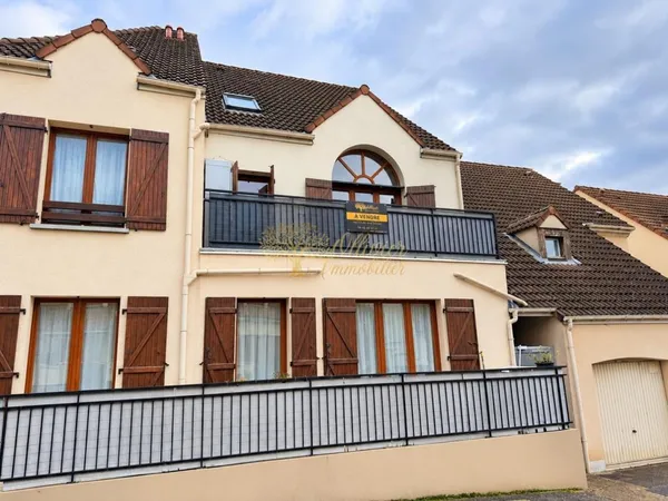 DUPLEX- 3 CHAMBRES- PARKING EN SOUS SOL