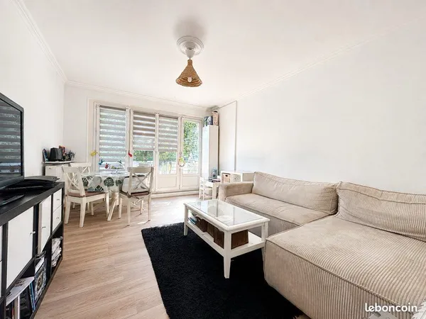 T3 meublé 64 m² avec balcon, parking et cave - Sartrouville