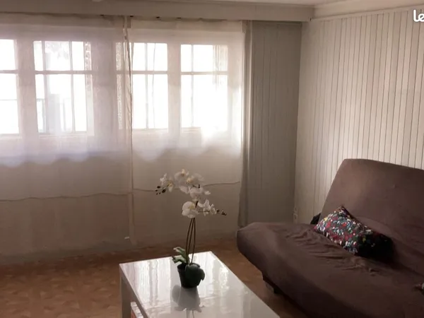 37m² appt refait neuf meublé quartier Cézeaux - Rotonde - CHU Montpied - universités
