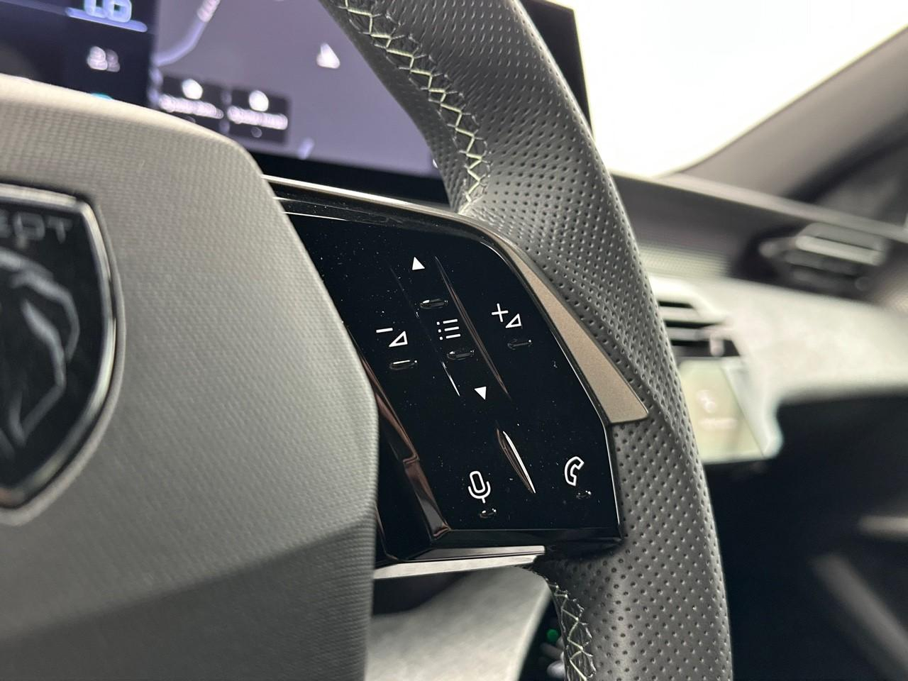 Peugeot 5008 hybrid 145 ch e-dcs6 gt — photo 19