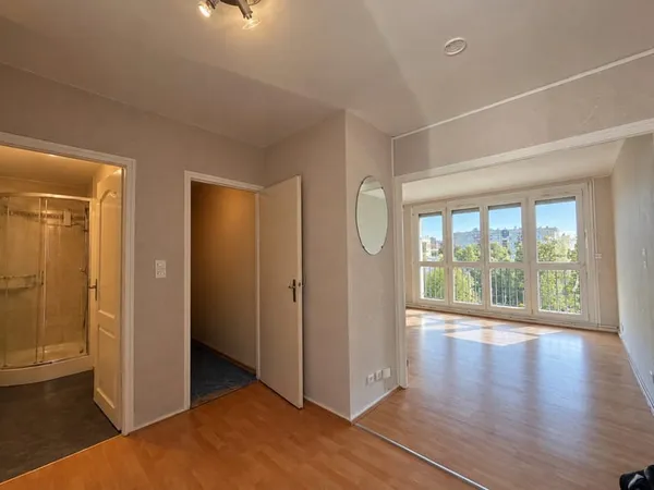 En Exclusivité à LAXOU Grand T2 de 70 m2 Lumineux & Spacieux