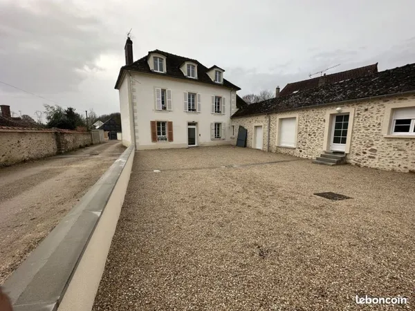 Studio 1 pièce 30 m²