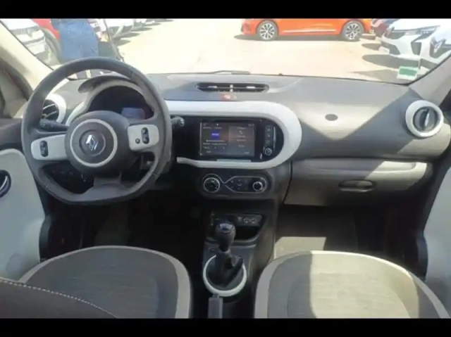 Renault Twingo 1.0 sce 65ch equilibre — photo 9