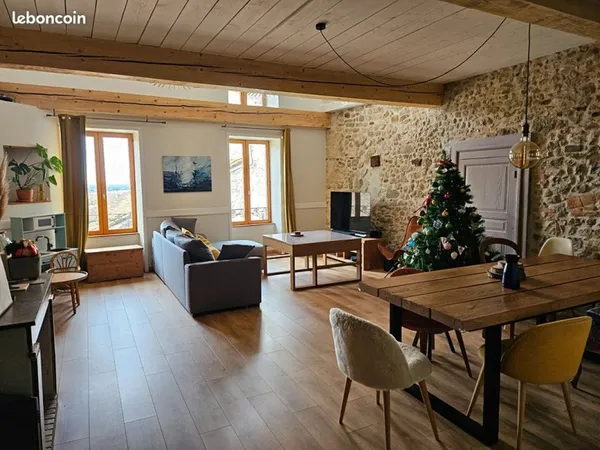 Maison 5 pièces 157 m²