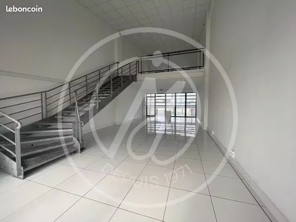 Bureaux 119 m² Baie-Mahault