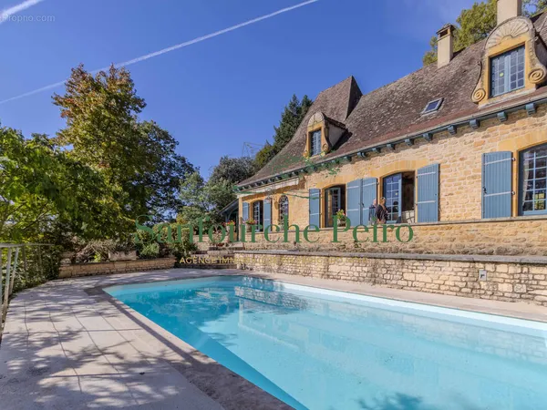 À 11km au sud de Sarlat - Vallée de la Dordogne