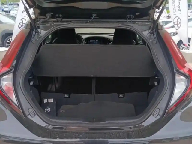 Toyota Aygo x 1.0 vvt-i 72ch design s-cvt — photo 13