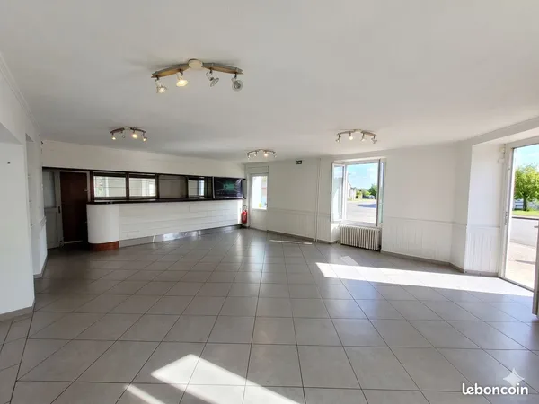 Local commercial à louer - Mouilleron Saint Germain - 110m2