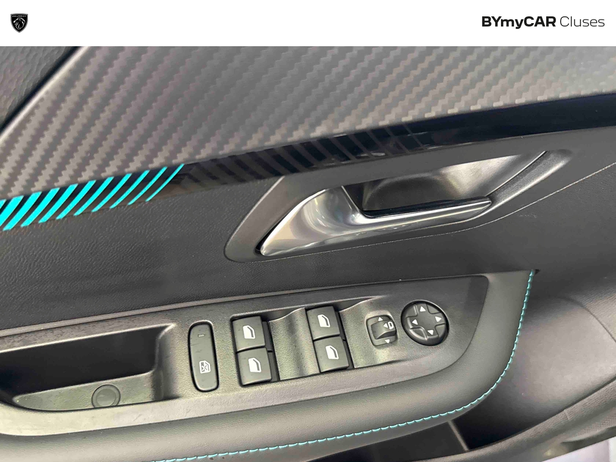 Peugeot 208 Turbo 100 ch BVM6 — photo 20