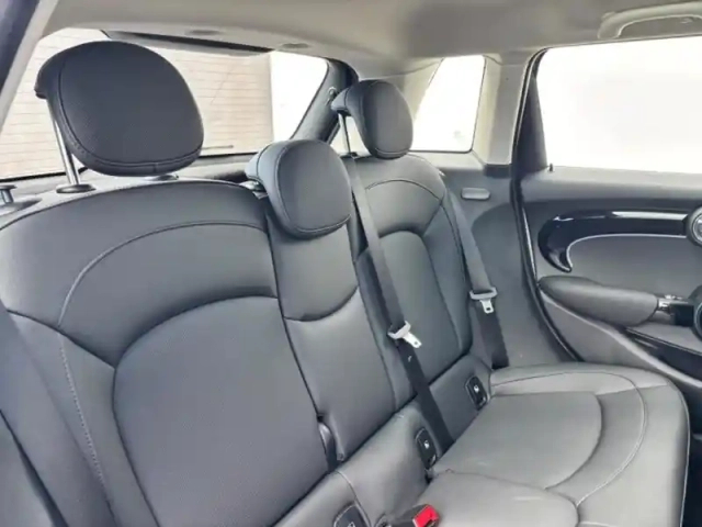 Mini Mini 5 portes cooper 136ch edition premium plus bva7 — photo 6