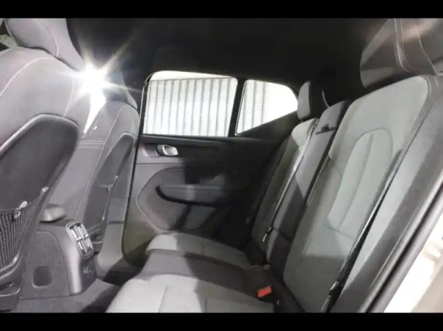 Volvo Xc40 t5 recharge 180 + 82ch plus dct 7 — photo 13