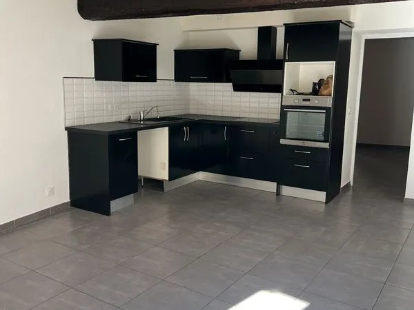 Appartement Centre-ville Eyguières
