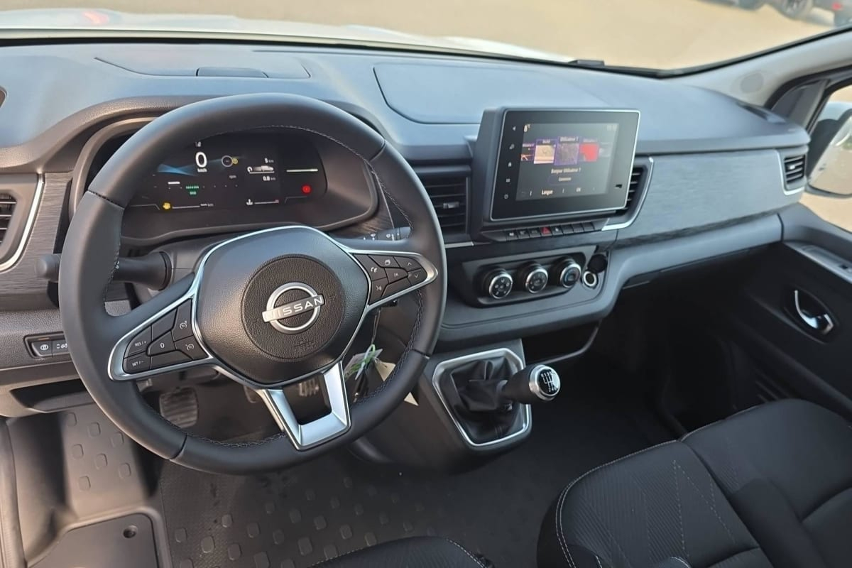 Nissan Primastar — photo 12