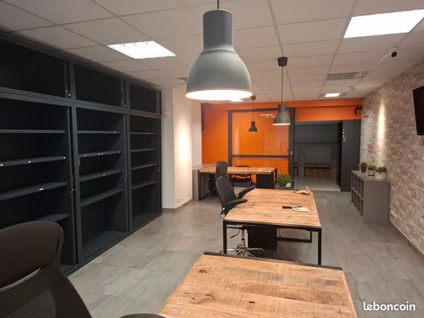 LOCAL COMMERCIAL / PROFESSIONNEL 64m²