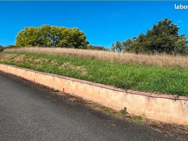 À vendre terrain constructible 3770 m2