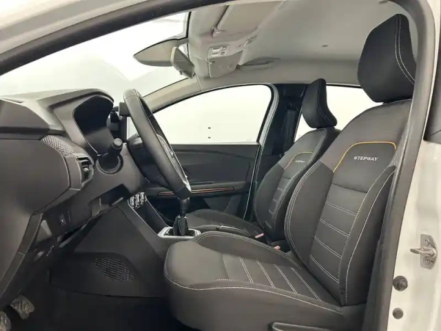 Dacia Sandero tce 90 — photo 20
