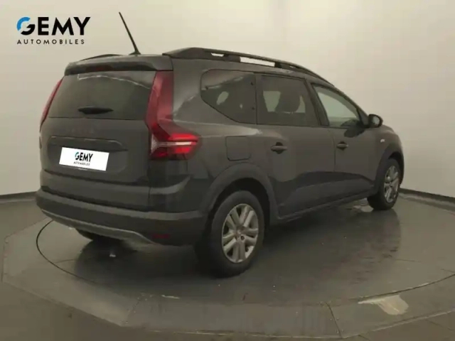 Dacia Jogger tce 110 7 places — photo 18