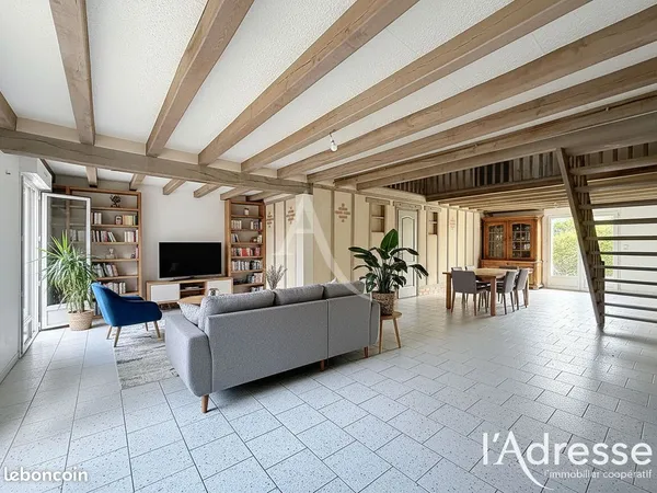 Maison 6 pièces 160 m²
