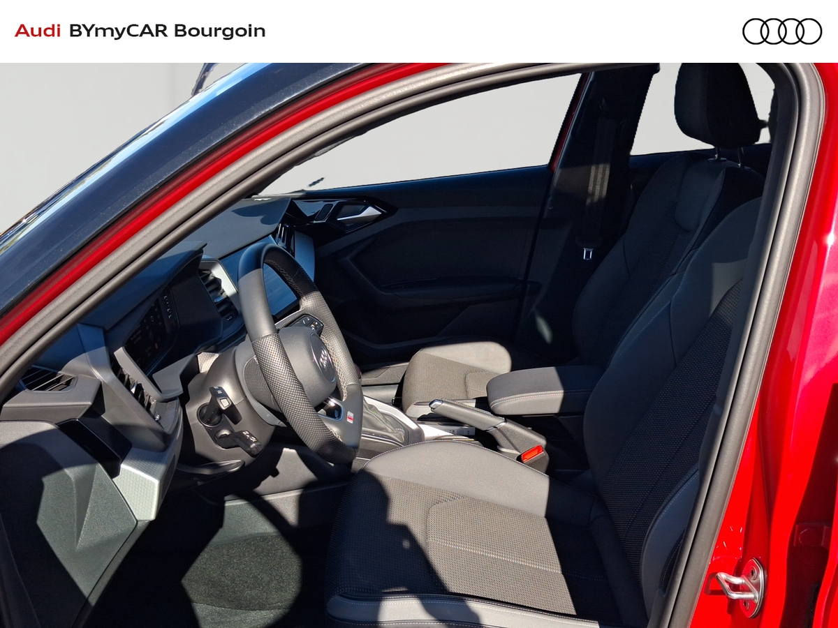 Audi A1 Sportback 35 TFSI 150 ch S tronic 7 — photo 11