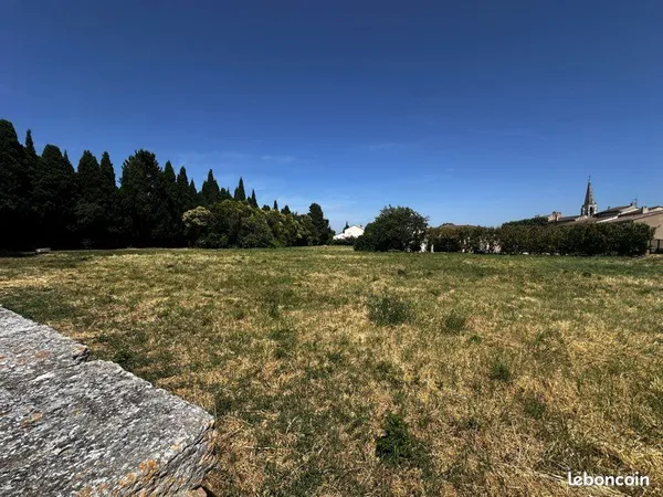 Vend terrain montfaucon