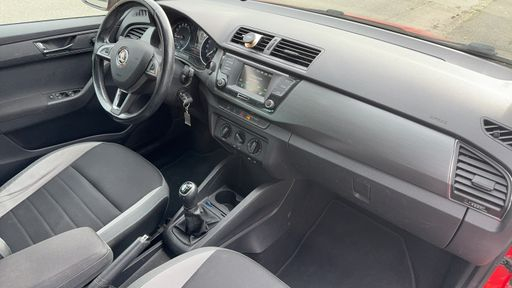 Skoda Fabia 1.4 TDI 75 - Clim – 2016 – 153912 km – Diesel – Boîte Manuelle — photo 15