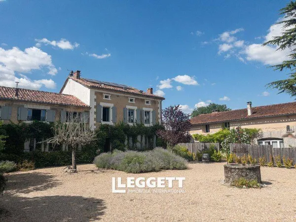 Maison 19 pièces 156 m²