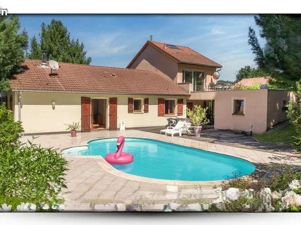 Villa (2 Logements possibles)