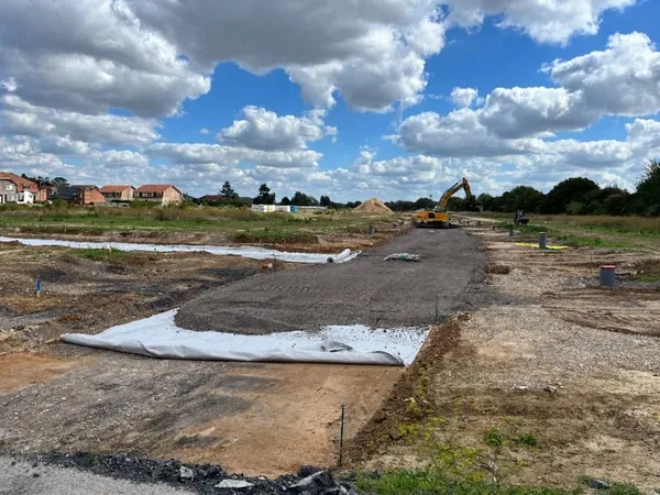 Terrain 683 m²