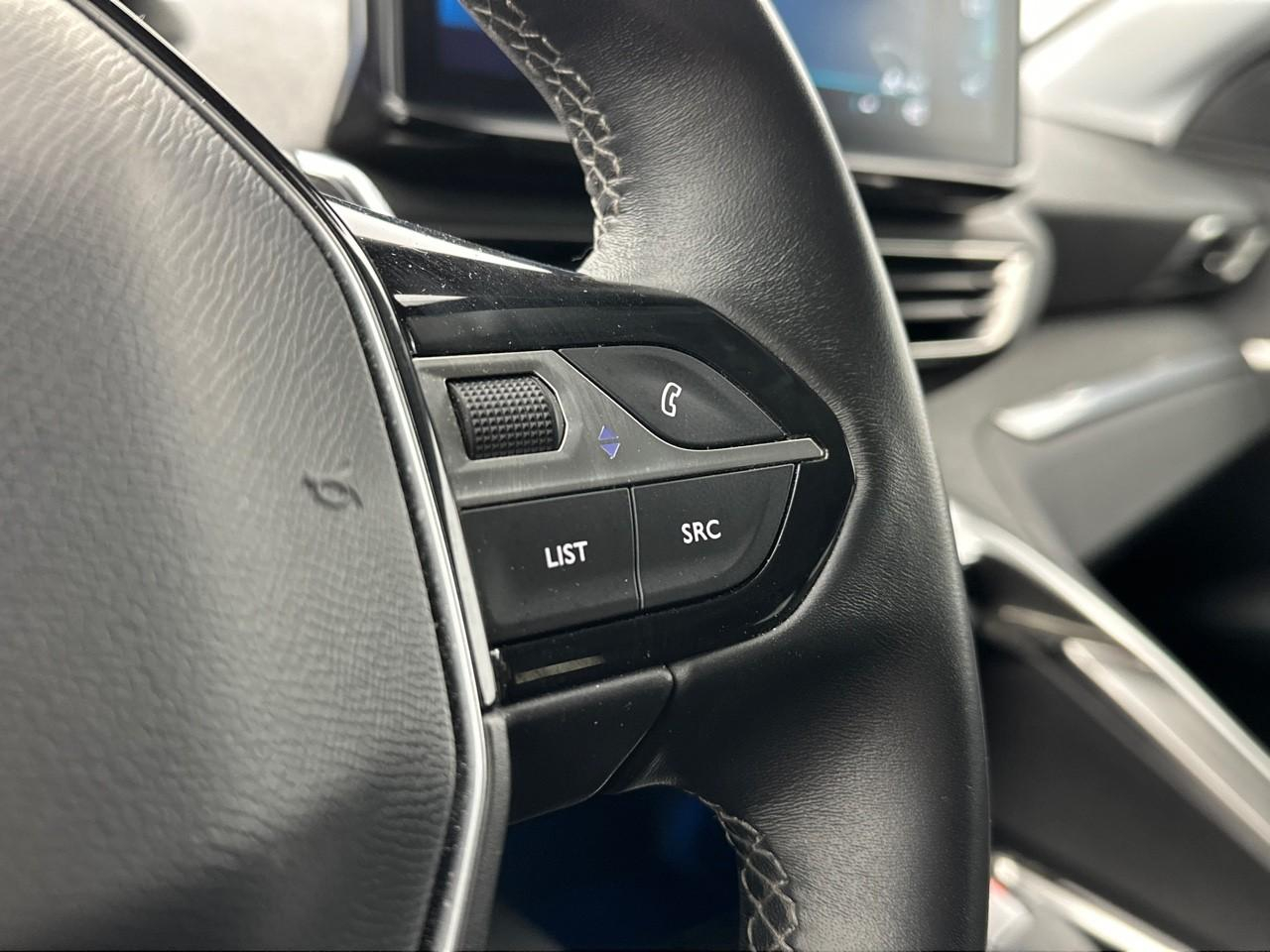Peugeot 3008 hybrid 225 e-eat8 allure pack — photo 19