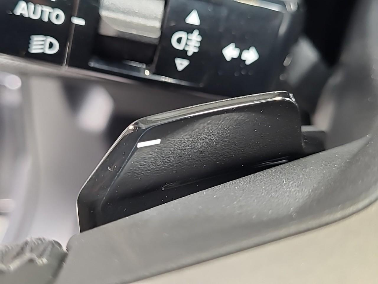 Peugeot 5008 hybrid 145 ch e-dcs6 allure — photo 26