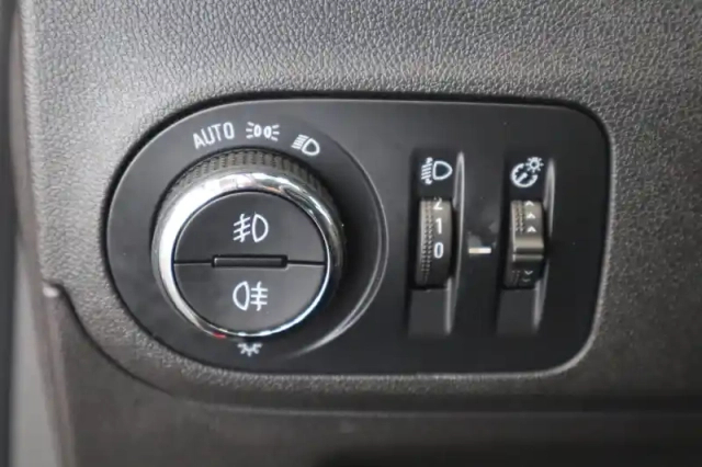 Opel Crossland 1.2 turbo 130 ch bva6 — photo 30