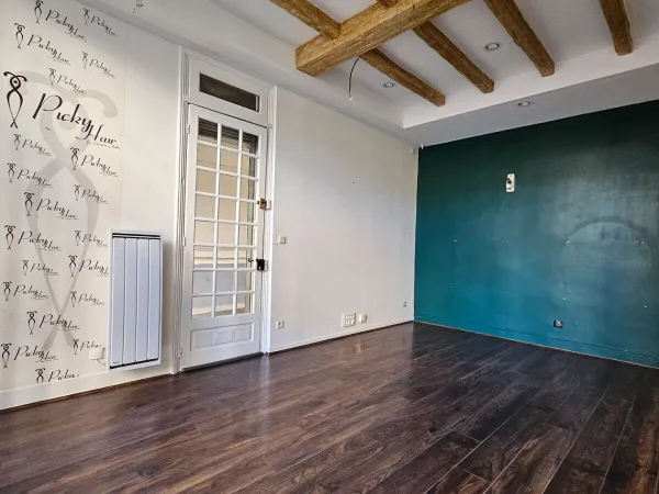 Local commercial 2 pièces 47 m²