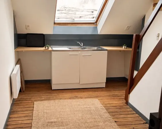 Rouen Saint-Sever — Studio avec mezzanine, en fond de cour — 39 900