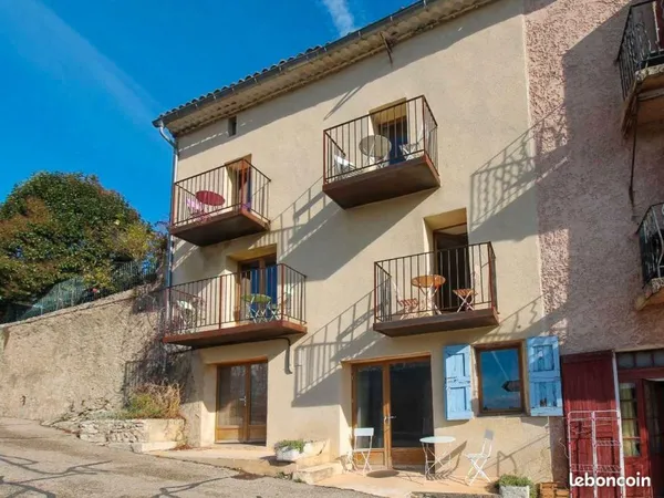 Vente | Maison de village | 8p | 6ch | 184.00 m² | Aurel | Expo Ouest/Sud | Terrasse · Balcon