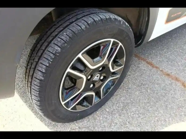 Dacia Spring 45ch confort plus - achat intégral — photo 13