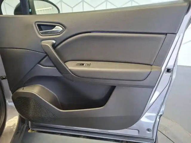 Renault Captur tce 90 - 21 — photo 181