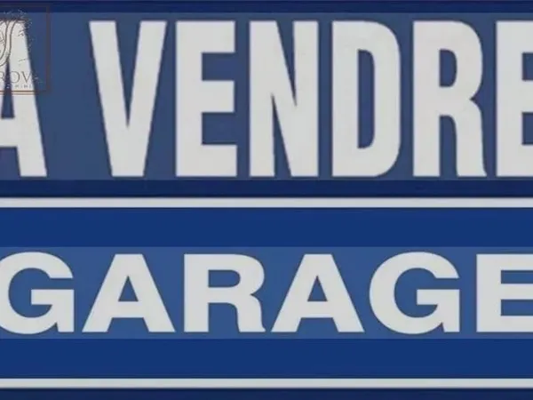 À VENDRE - GARAGE SOUS-SOL - NICE - ST ROCH