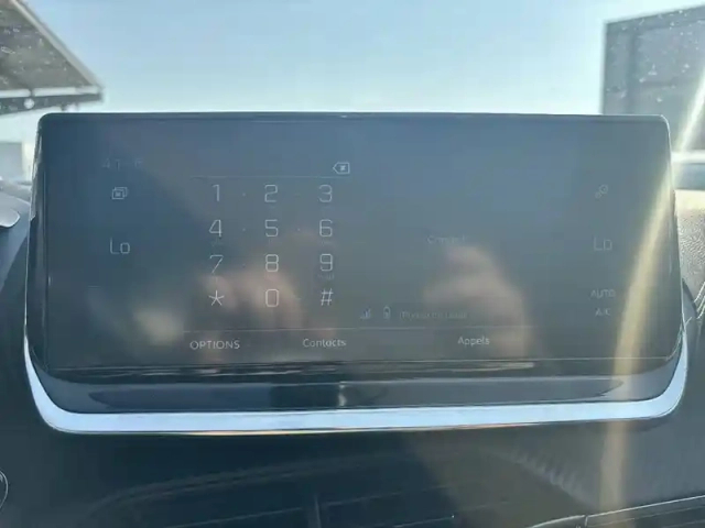 Peugeot 208 puretech 100 s&amp;s bvm6 — photo 21