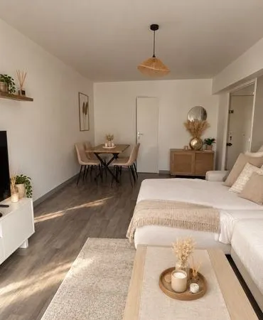 Appartement 2 pièces + Cave proche commerces Saint Laurent du Var