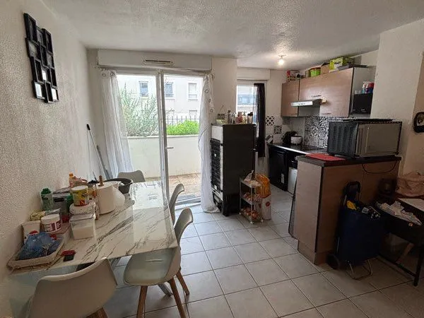 À LOUER - T2 de 42 m² avec terrasse, piscine et parking souterrain - Poitiers Saint-Éloi