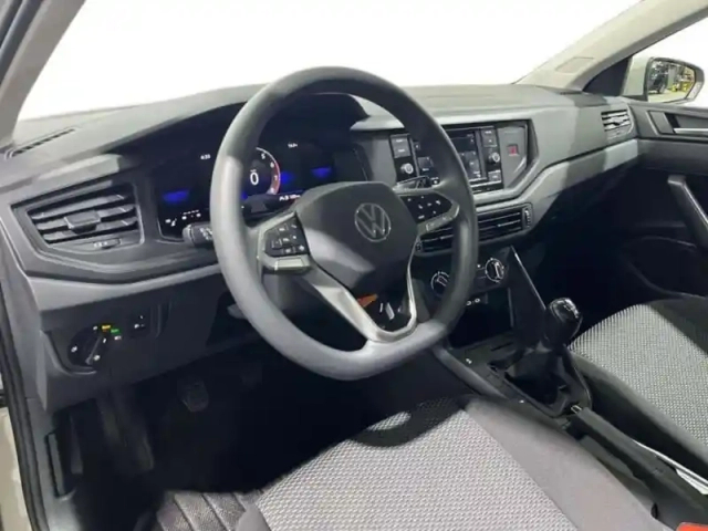 Volkswagen Polo 1.0 mpi 80 s&amp;s bvm5 — photo 9